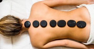 massage aux pierres chaudes