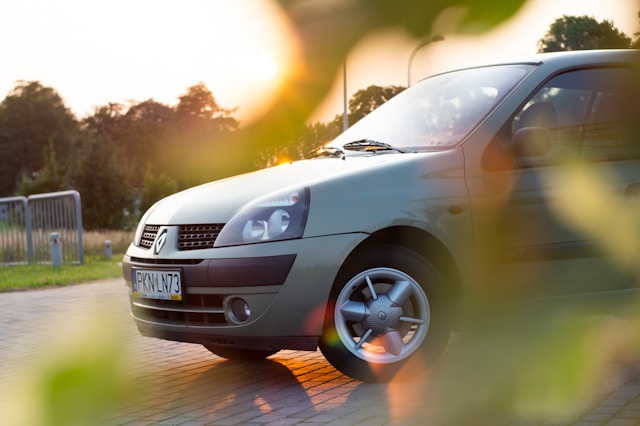 Renault 25 : retour sur une icône automobile des années 80