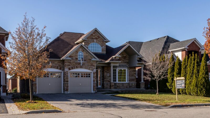 Stratégies incontournables pour vendre votre maison rapidement