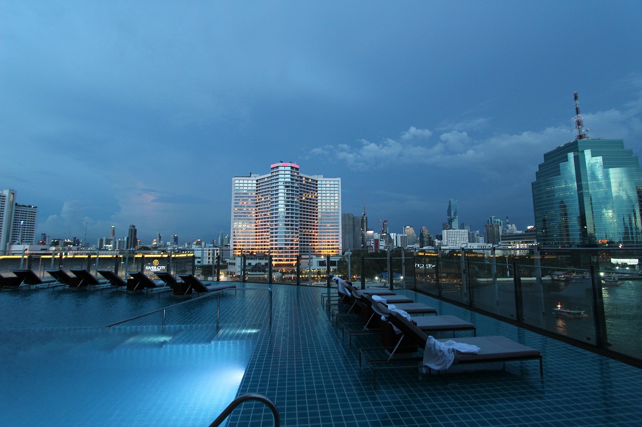 Profitez des meilleurs couchers de soleil sur un rooftop à Bangkok