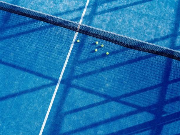 Est-ce intéressant pour un hôtel ou un resort d’installer un terrain de padel pour attirer plus de clients ?