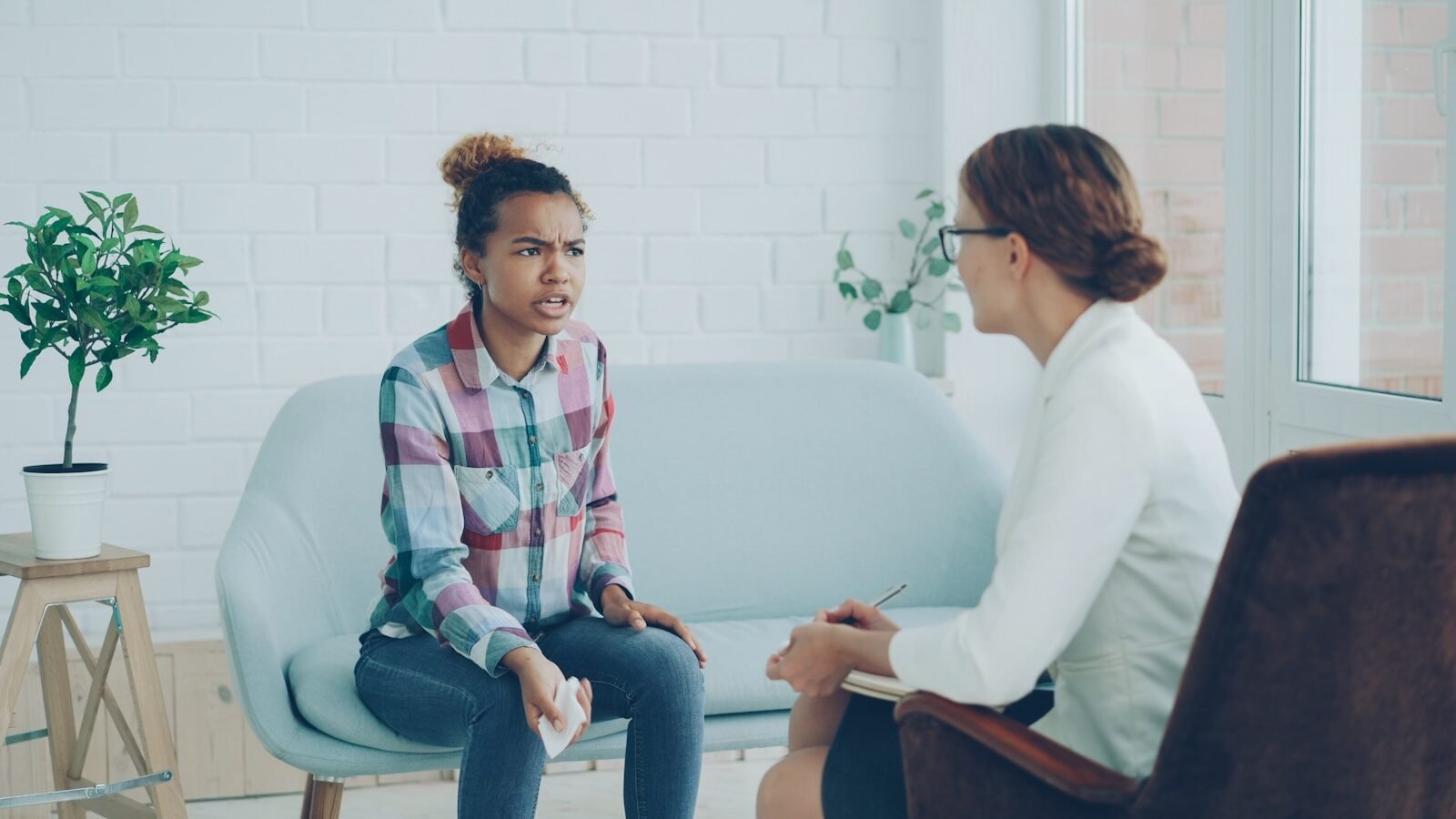 Comment l’hypnose peut-elle aider à réduire l’anxiété ?