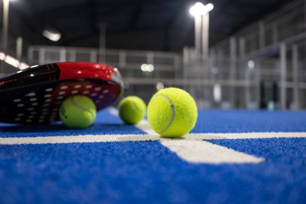 Comment choisir une entreprise construction terrain de padel pour un premier projet ?